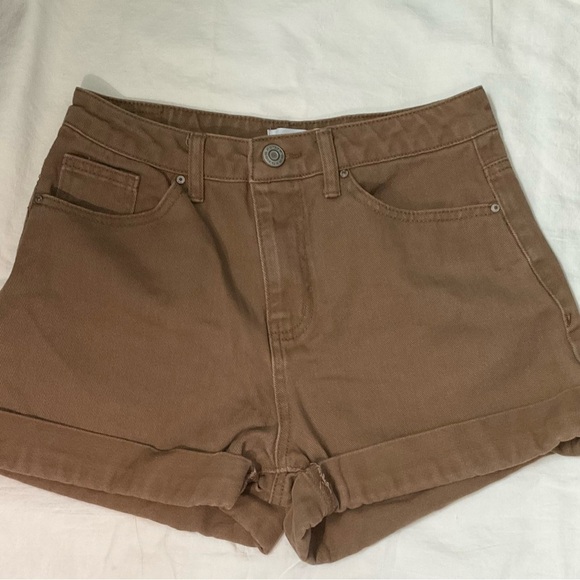 RSQ Pants - RSQ High Waist Tan Shorts